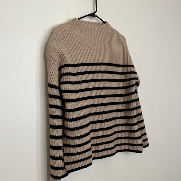 Rails Claudia Sweater size S - Picture 6 of 11